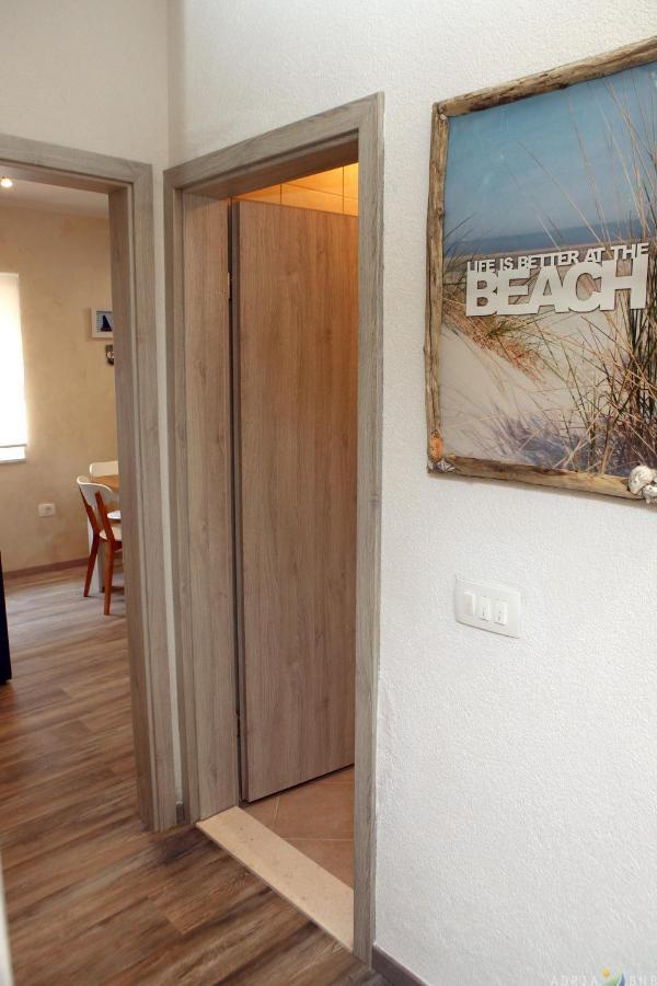 Nice Apartment Near The Sea Es3 Umag Exterior foto